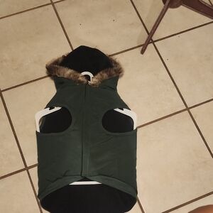 NWT Dog Puffer Vest By Tails & Noses XL